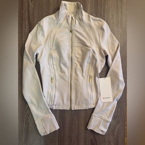 Lululemon cropped define jacket, Bone. Size 6. Limited holiday sparkle edition. - Picture 2 of 12